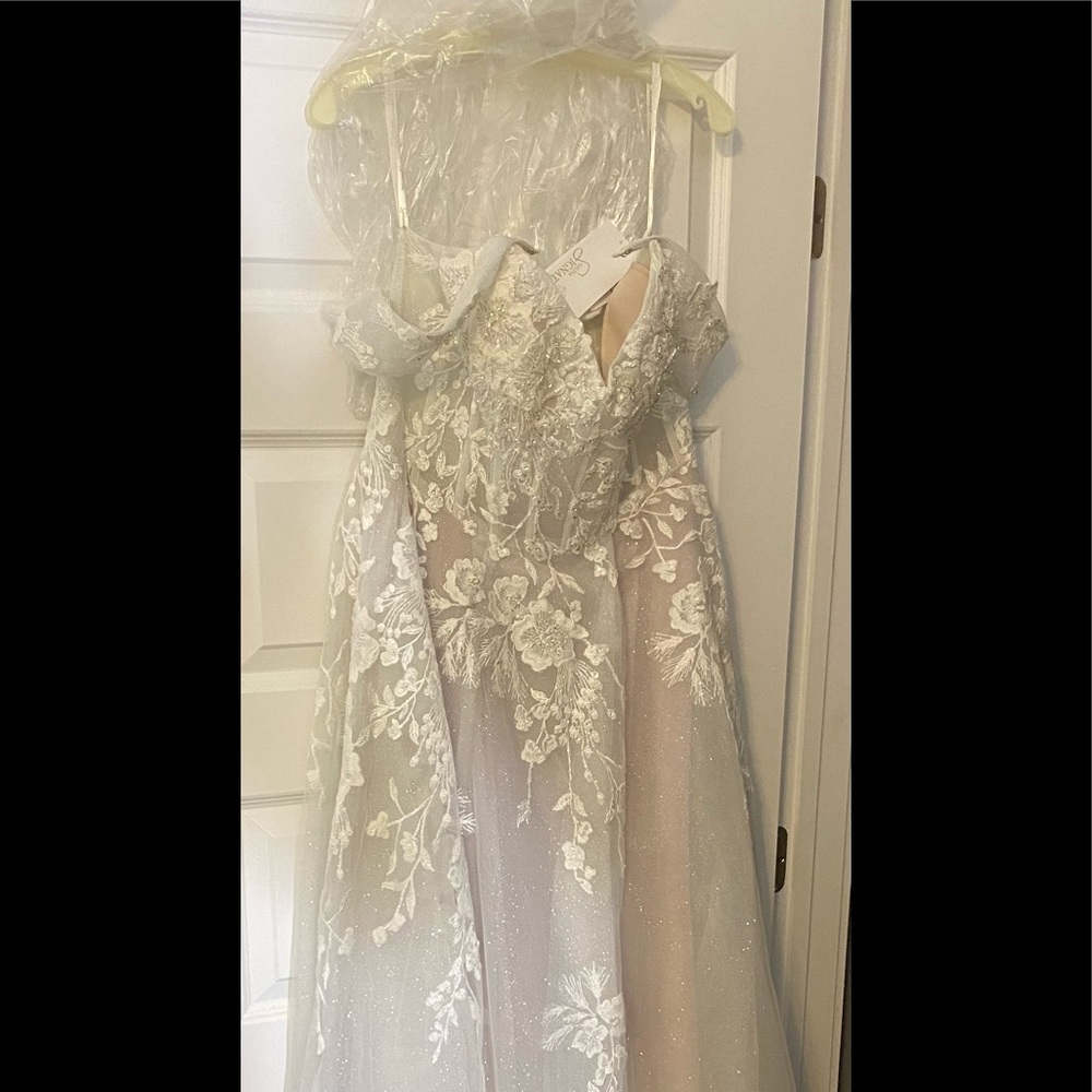 Gaina Signature Wedding Dress